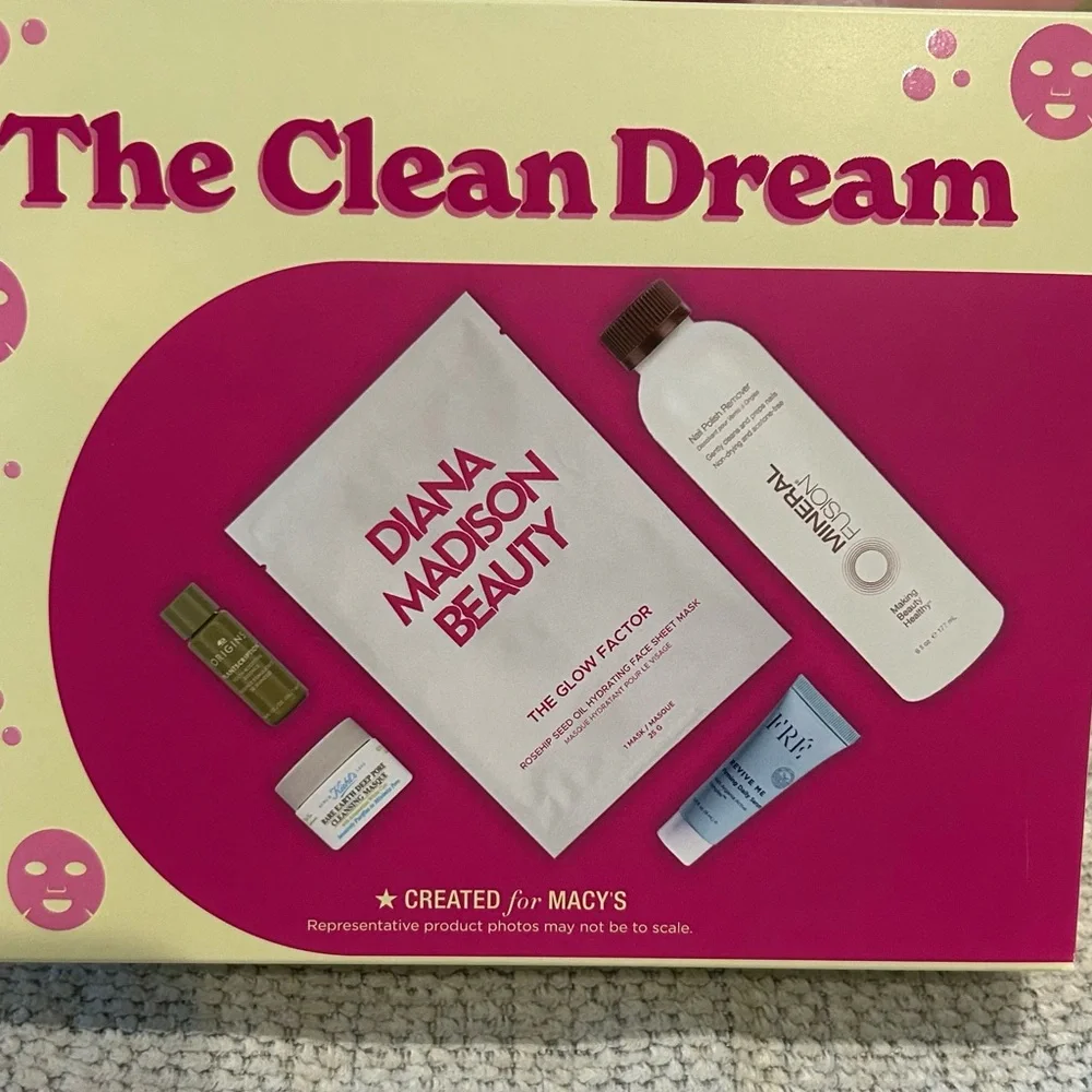 The Clean Dream 5PC Sample Set NIB💗